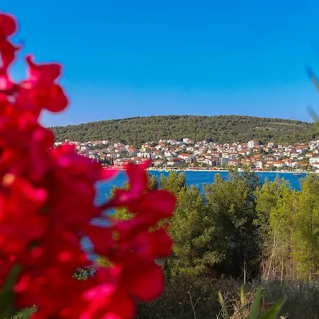 Uno Trogir